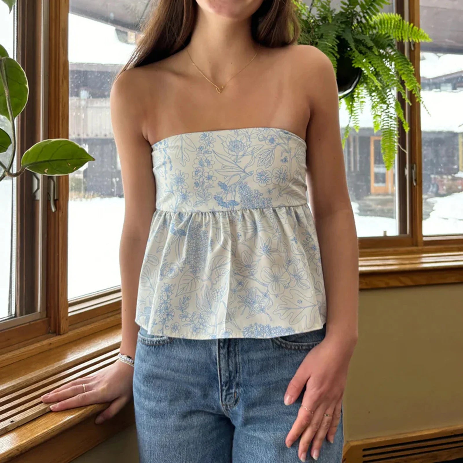 Floral Tie Backless Crop Top