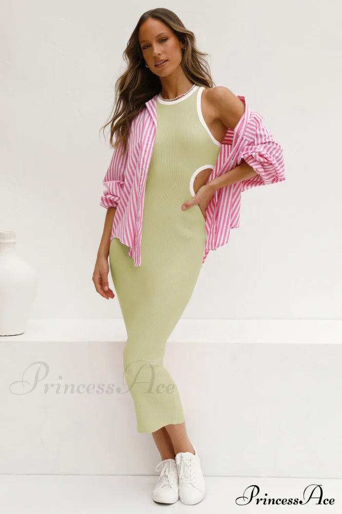 Claudia Elegant Midi Dress