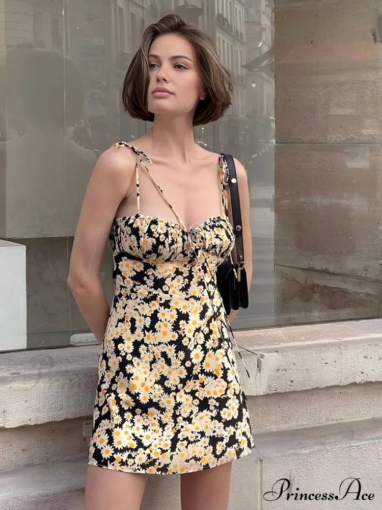 Daisy Printed Graceful Floral Short Dress