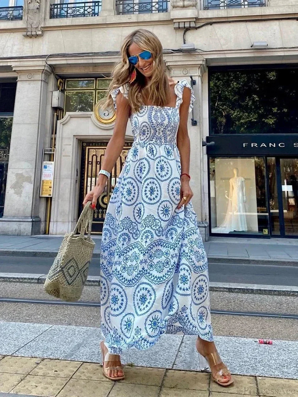 Hollow Out Floral Embroidery Flying Sleeve Dress