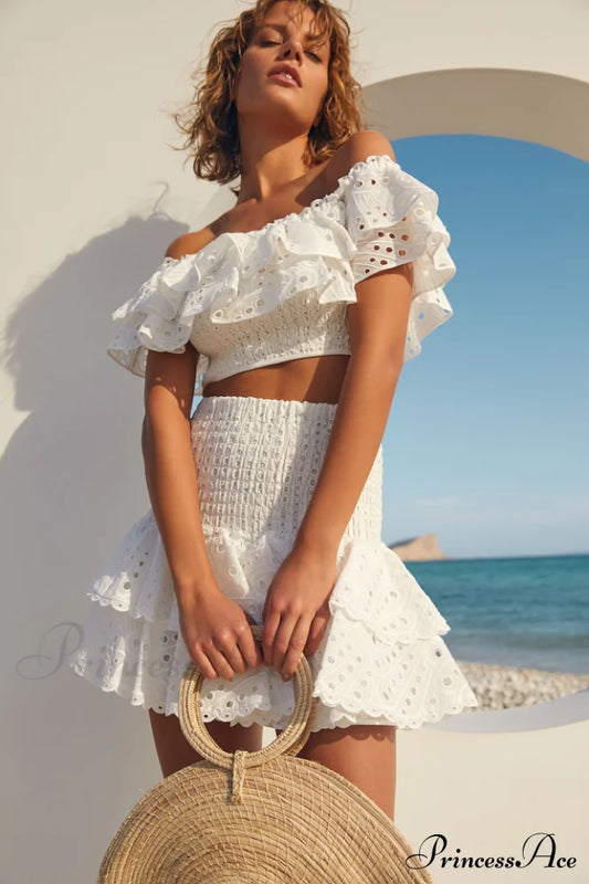 Jessica Bara Stylish Vanessa Ruffle Set