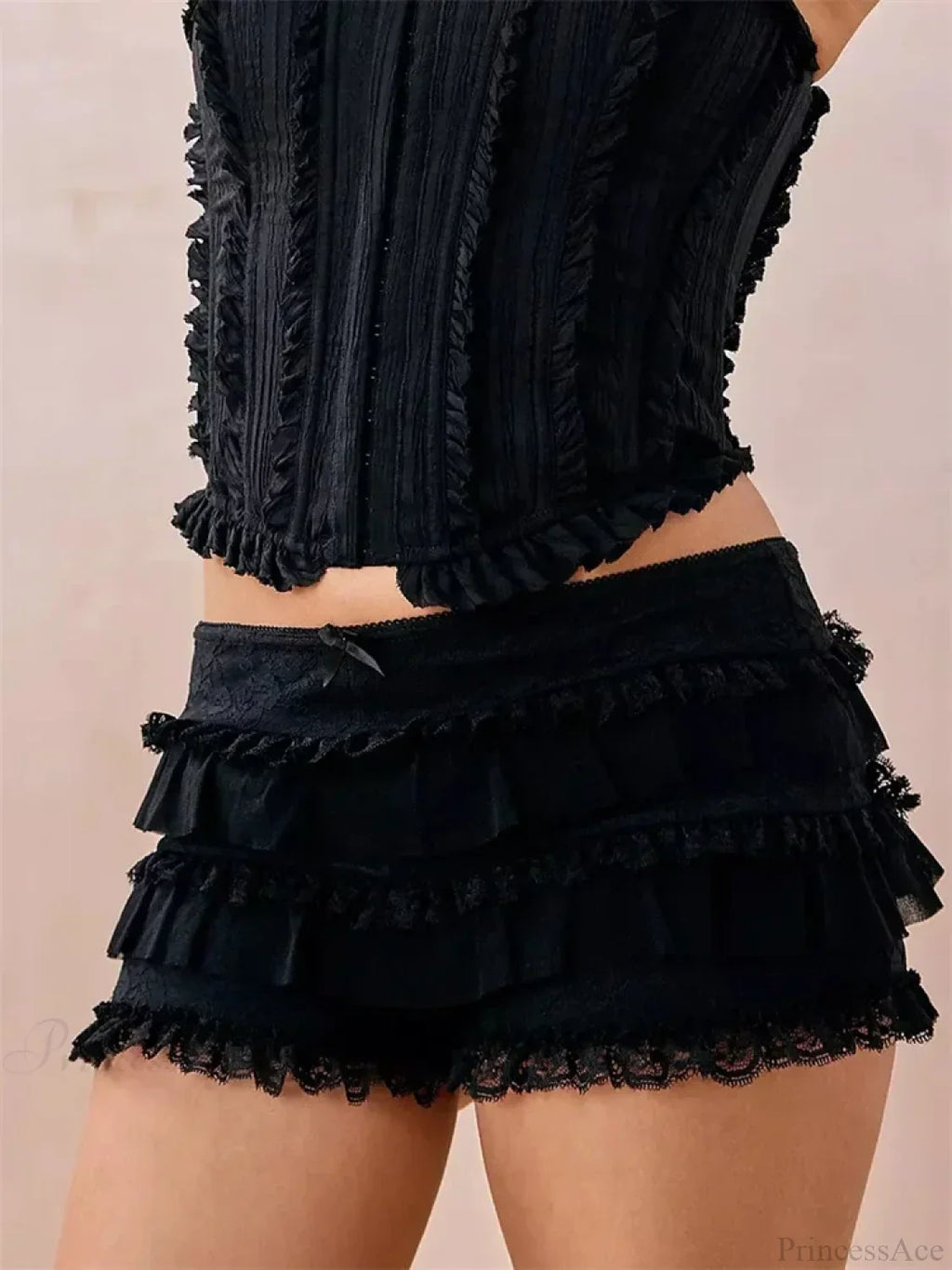 Lace Ruffle Elastic Waist Short