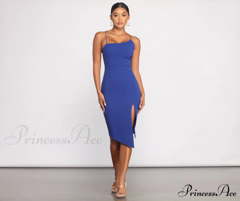 She's Got That Chic Graceful Style Crepe Midi Dress