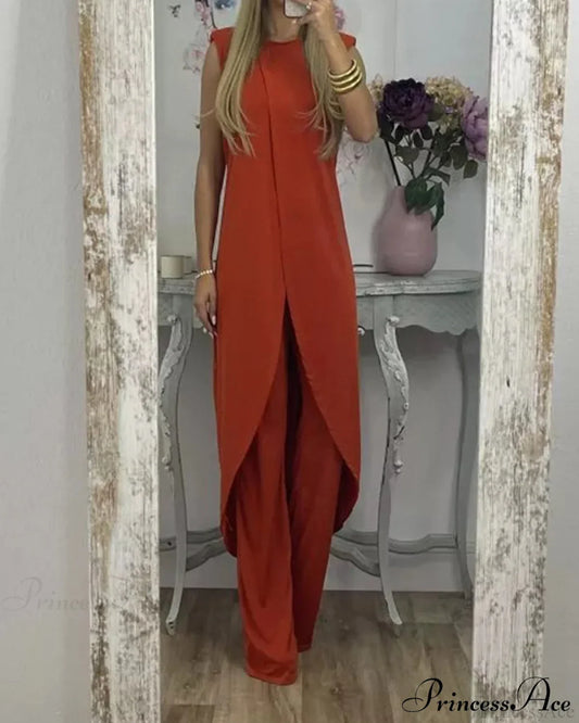 Sleeveless 2-piece outfit